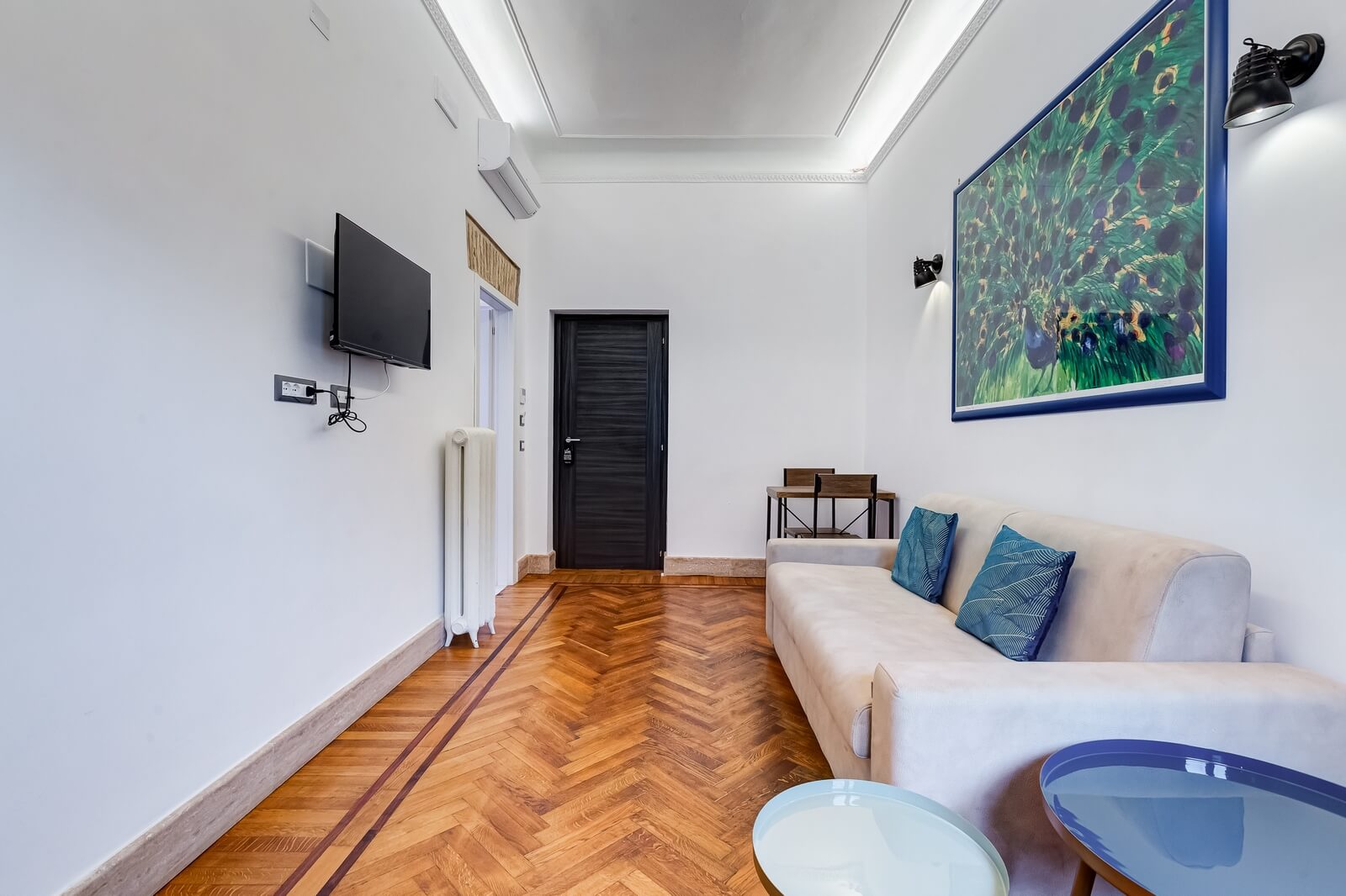 navona-queen-rome-rooftop-roma-centro-corso-vittorio-emanuele-palazzo-bassi-idromassaggio-panorama-view-vista-gianicolo-citta-eterna-campo-de-fiori-king-suite-11