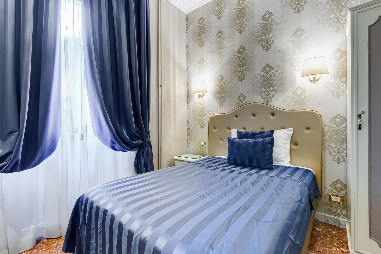 navona-queen-rome-rooftop-roma-centro-corso-vittorio-emanuele-palazzo-bassi-idromassaggio-panorama-view-vista-gianicolo-citta-eterna-campo-de-fiori-single-room-34