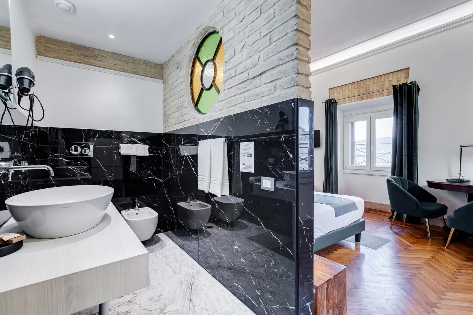 navona-queen-rome-rooftop-roma-centro-corso-vittorio-emanuele-palazzo-bassi-idromassaggio-panorama-view-vista-gianicolo-citta-eterna-campo-de-fiori-superior-double-room-24