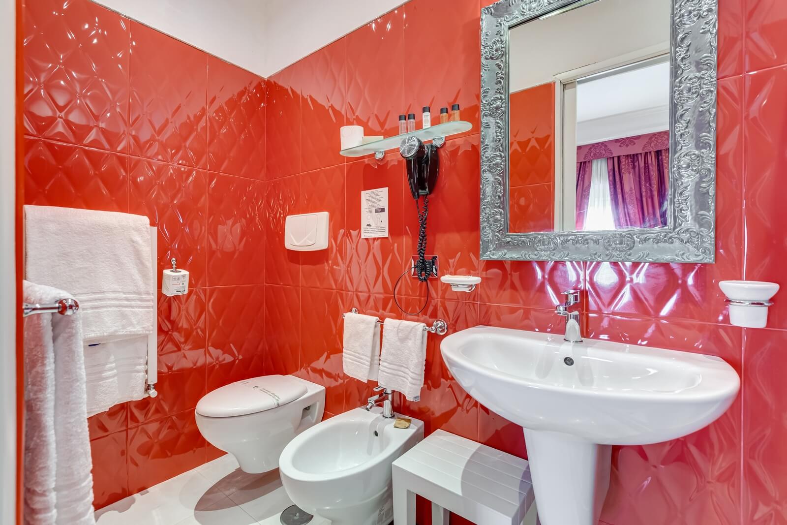 navona-queen-rome-rooftop-roma-centro-corso-vittorio-emanuele-palazzo-bassi-idromassaggio-panorama-view-vista-gianicolo-citta-eterna-campo-de-fiori-superior-double-room-62