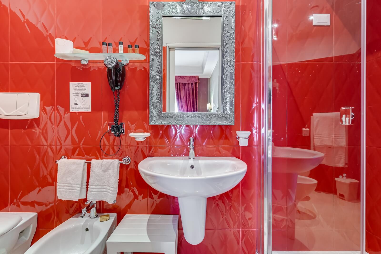 navona-queen-rome-rooftop-roma-centro-corso-vittorio-emanuele-palazzo-bassi-idromassaggio-panorama-view-vista-gianicolo-citta-eterna-campo-de-fiori-superior-double-room-66